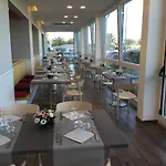 Hotell Tritone 3*