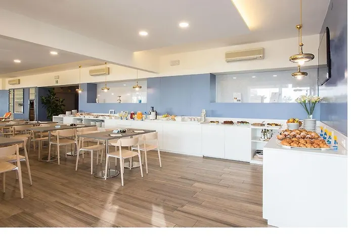 Tritone Szálloda Senigallia