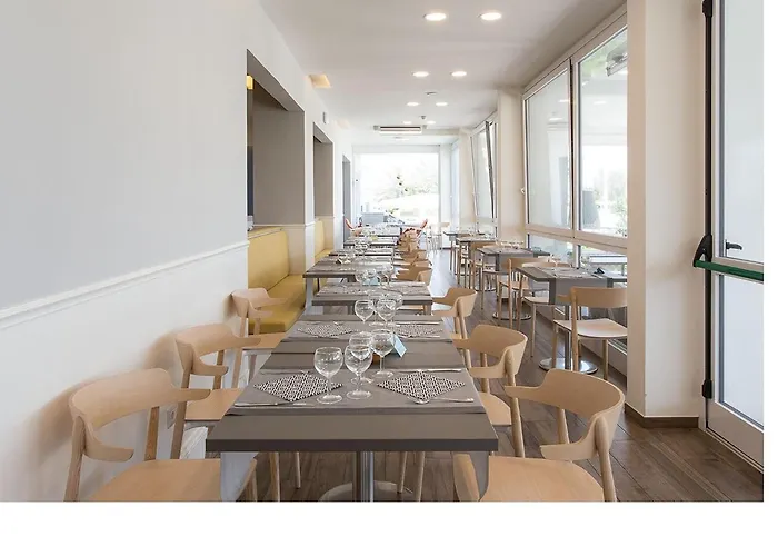 Szálloda Tritone 3*